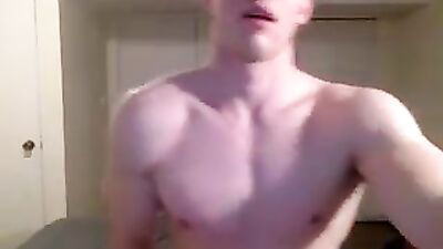 Muscle Fitguy Cumshot Solo: Hardcore Gay Porn Action!