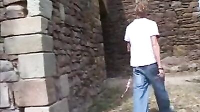 Brian555 2 mecs pour un plan en nature.