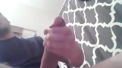 Gay Cumshots: Scruffy Toilet Cummers Raw Adventure!