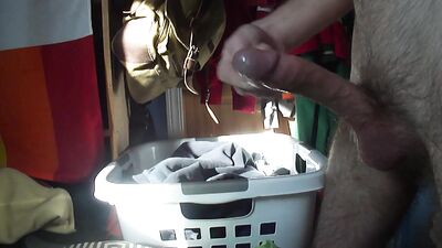 One Finger Fun: Amateur Big Cocks Cum Shots!