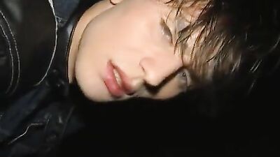 Gay Twinks Night Cruising - Bareback Cum Eating in Public Garden