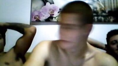 Straight Boy Web-Cam - Exploring Gay Desires with Straight Momentum