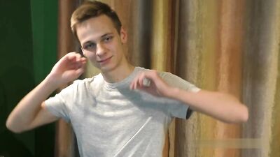 Gustaf SOLO-LOVE: Gay Porn Action Cum Shots Fun