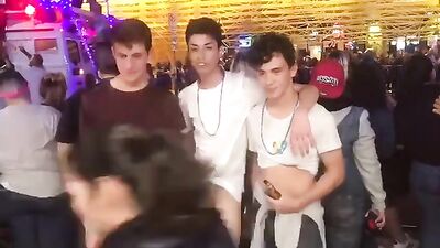 Amateur Fun in Public Gaypride!