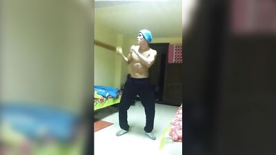 Muscle Worship: Hot Dance Party for Gay Boys