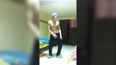 Muscle Worship: Hot Dance Party for Gay Boys