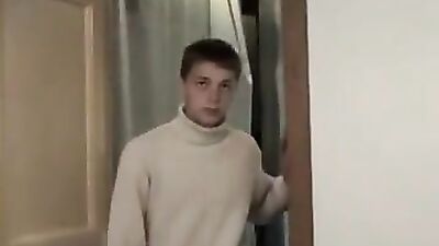 Russian Handjob Delight: Cum in My Hand!