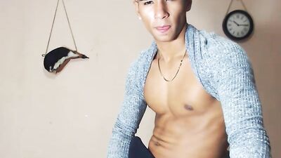 Twink Body Show: Big Cocks Handjob (Amateur) (Gay Porn Video)