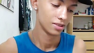 Horny Latino Web-Cam Exposed!