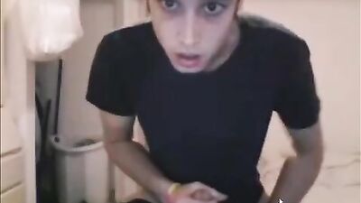 Sissyfuckboi69_cum