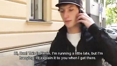 Cocksucking in the Bar: Hot Boys Gettin Busy!