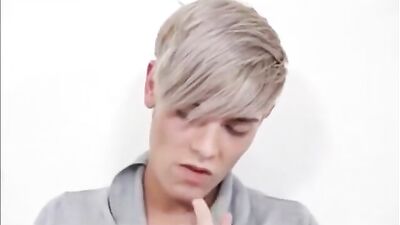 Caught Sniffing: Bareback Action Cum Shots!