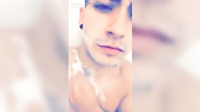 Latin Amateur Fetishist Henrique in the Bathroom - A Steamy Gay Porn Video