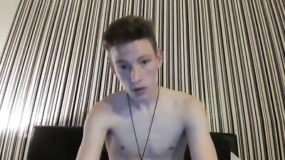 SkinnyTwinkHugeCockXXX!