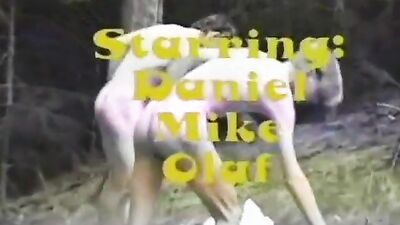 Junge Triebe: The Ultimate Amateur Vintage Gay Porn Experience