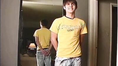 Hot shoot boy do it 014