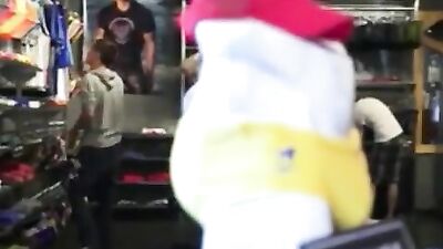 Bareback Cum Shots: Hot Customer Service!