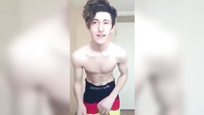 Big Cocks Solo Straight Boys: Brit Teen Twink Bounces to the Beat!