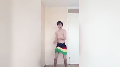 Big Cocks Solo Straight Boys: Brit Teen Twink Bounces to the Beat!