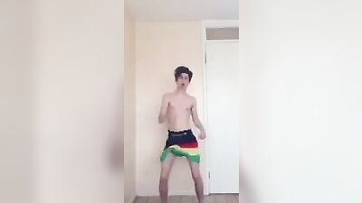 Big Cocks Solo Straight Boys: Brit Teen Twink Bounces to the Beat!