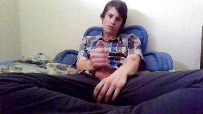 Young Boys Hands-Free Solo Jizz Session!