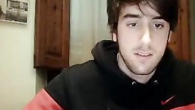 Italian Cutie Gets Naughty on Webcam! - Gay Porn Videos