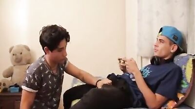 Brasil Boys Play Video Games BB: Gay Porn Action Bareback Adventure