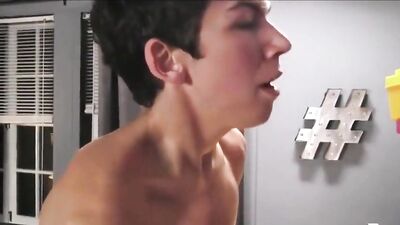 Cuties Anal Adventure: Tagged & Described Gay Porn