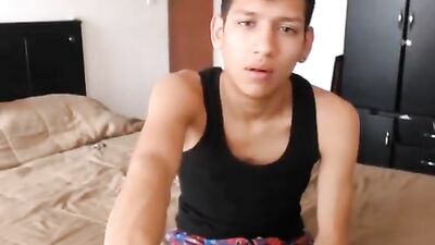 Gay Porn Latino Cumshots - Colombian Cutie Jerks Off!