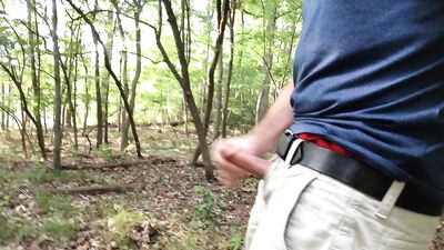 Outdoor Jerk-off Adventure: A Wild Public Cum Shot Experience!