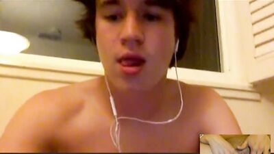 Cumshot Trick: Straight Boy Smiles in Gay Porn Action!