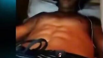 Luis Amateur Big Cock Solo - The Ultimate Gay Porn Experience!