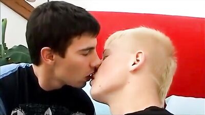Hot boys like cumkiss 240