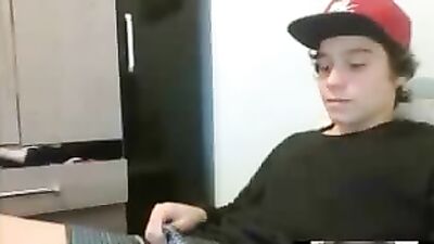 Nathan Skypes Amateur Solo Straight Boys: A Journey of Self-Discovery and Gay Porn Exploration