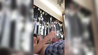 Brit Boy Morning Wood Rubs in Cum Shots Solo Straight Boys!