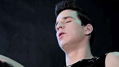 Bareback Cum Shots with Yuri: A Gay Porn Lesson!