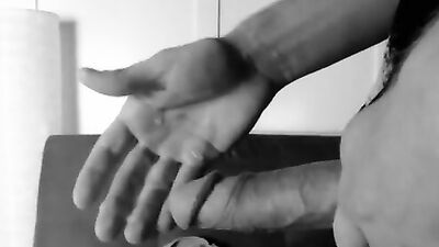 Up close jacking : Straight guy gets caught in the act!