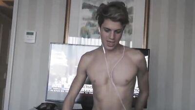 Jace Normans Cock Worship: Big Amateur Cum Shots in Gay Porn!