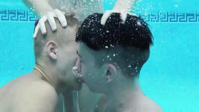 Threesome Adventure in the Pool - Blond Boys Bareback Public Outside