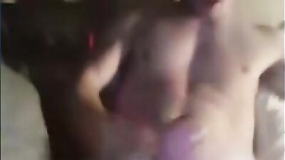 Web-Cam solo young on skype video