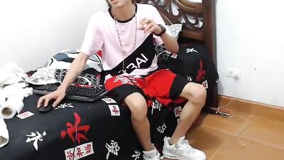 Indomitablebeast! Youve been tagged in a sexy solo Latino amateur video! Get ready for non-stop action with hot Latin guys! This is one solo show you wont want to miss!