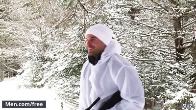 Dustin Holloway and Skyy Knox - The Huntsman Part 1 - Drill My Hole: Men.coms Gay Amateur Oral Expert Handjob and Blowjob Action!