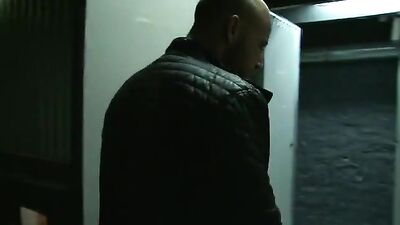 Hot gym gay hai anh...h c c n ng