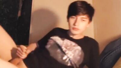 Camboy25s Cumshot Handjob Solo!