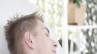 Bareback Twinks Fucking Raw!