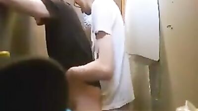 Rest area smash: Gay Bareback Amateur Porn Video!