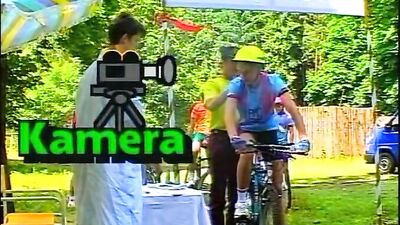 Monainsbikers: Bareback Public Outside Vintage Adventure!