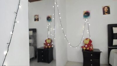 Latino Solo Web-Cam: Littletwink Cums in the City (Gay Porn Video)