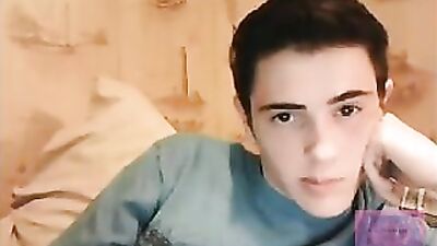 Young Cute Brandon Returns in Horny Houseboys