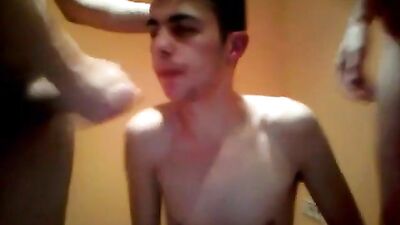 Triple violent est cum